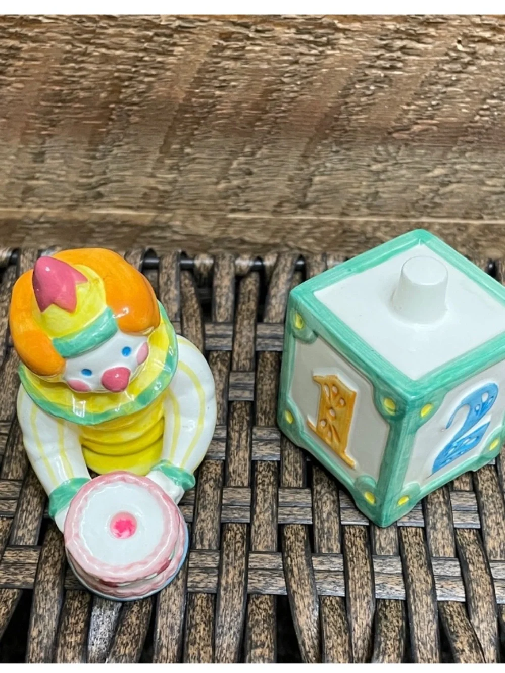 Avon Year-To-Year Birthday Candle Holder Years 1-4 Clown Ceramic 1983 VINTAGE